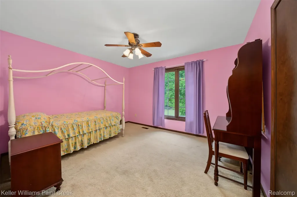 1077 Maple Leaf Drive Rochester Hills City MI 48309