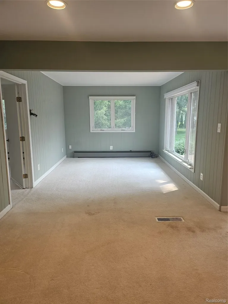 7171 Merrybrook Street West Bloomfield Charter Township MI 48322