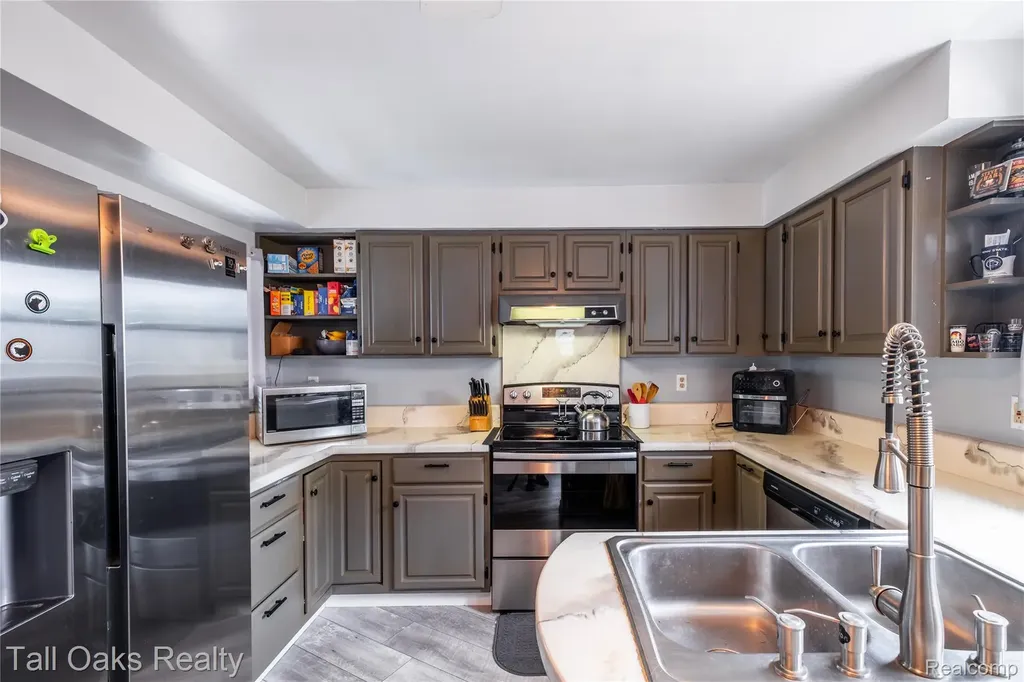 4660 Main Street Millington Village MI 48746
