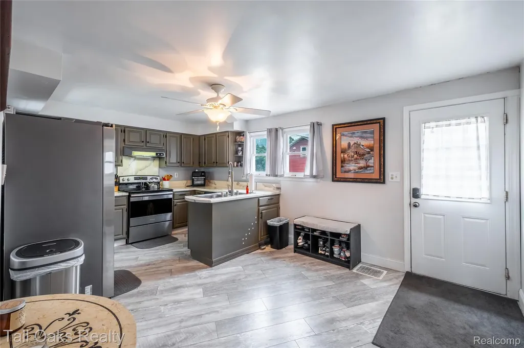 4660 Main Street Millington Village MI 48746