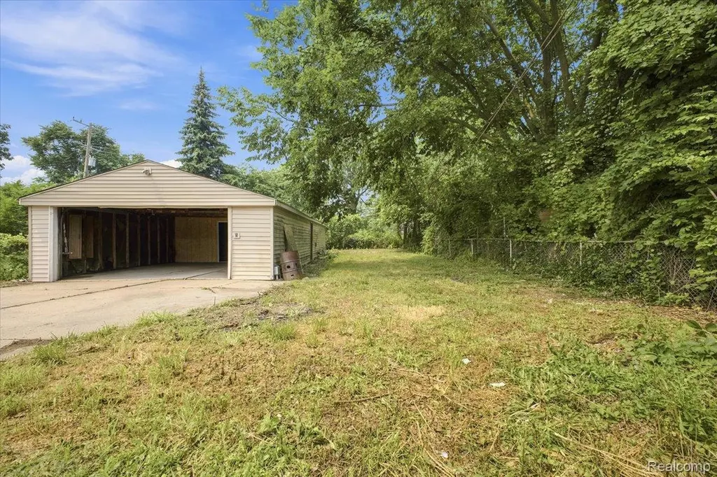 5053 Hereford Street Detroit City MI 48224