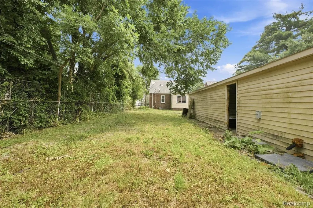 5053 Hereford Street Detroit City MI 48224