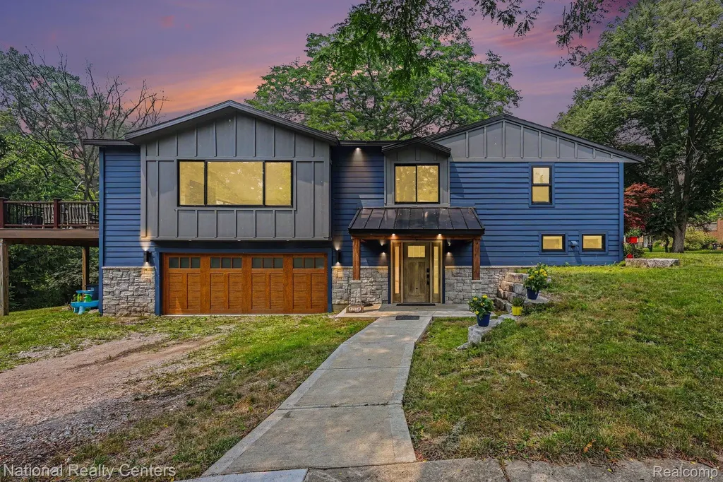 290 Larkspur Street Ann Arbor City MI 48105