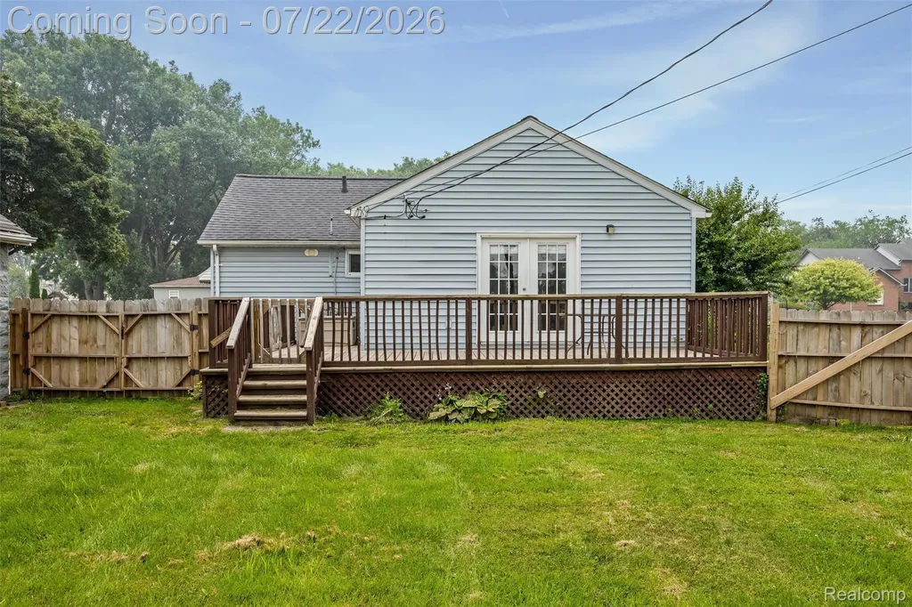 1759 E Elza Avenue Hazel Park City MI 48030