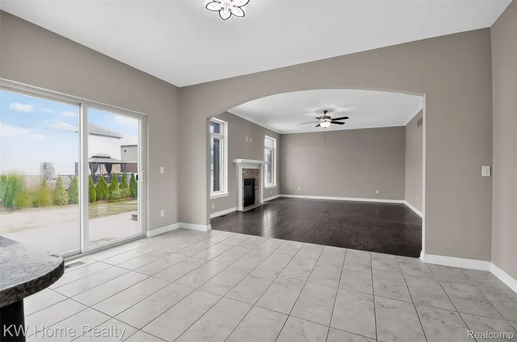36188 English Drive Sterling Heights City MI 48310