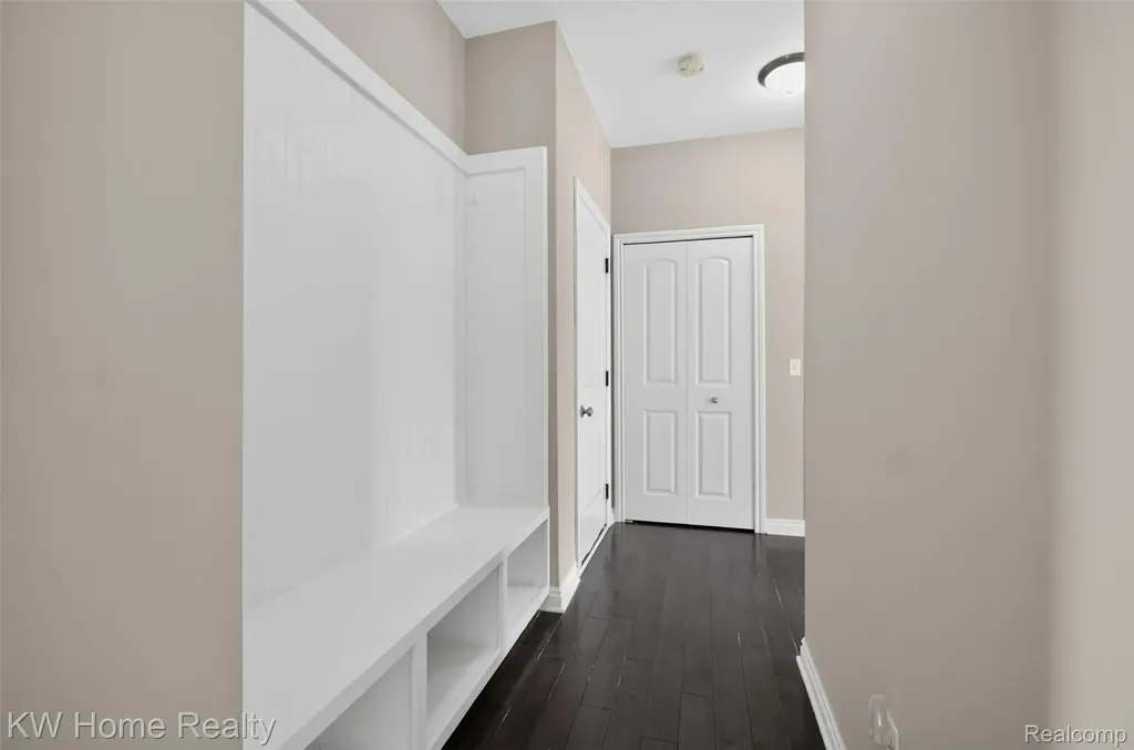 36188 English Drive Sterling Heights City MI 48310