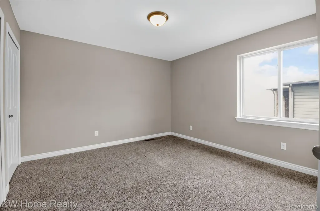 36188 English Drive Sterling Heights City MI 48310