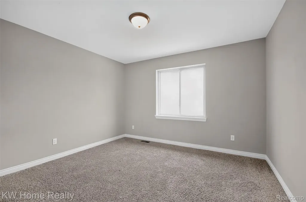 36188 English Drive Sterling Heights City MI 48310
