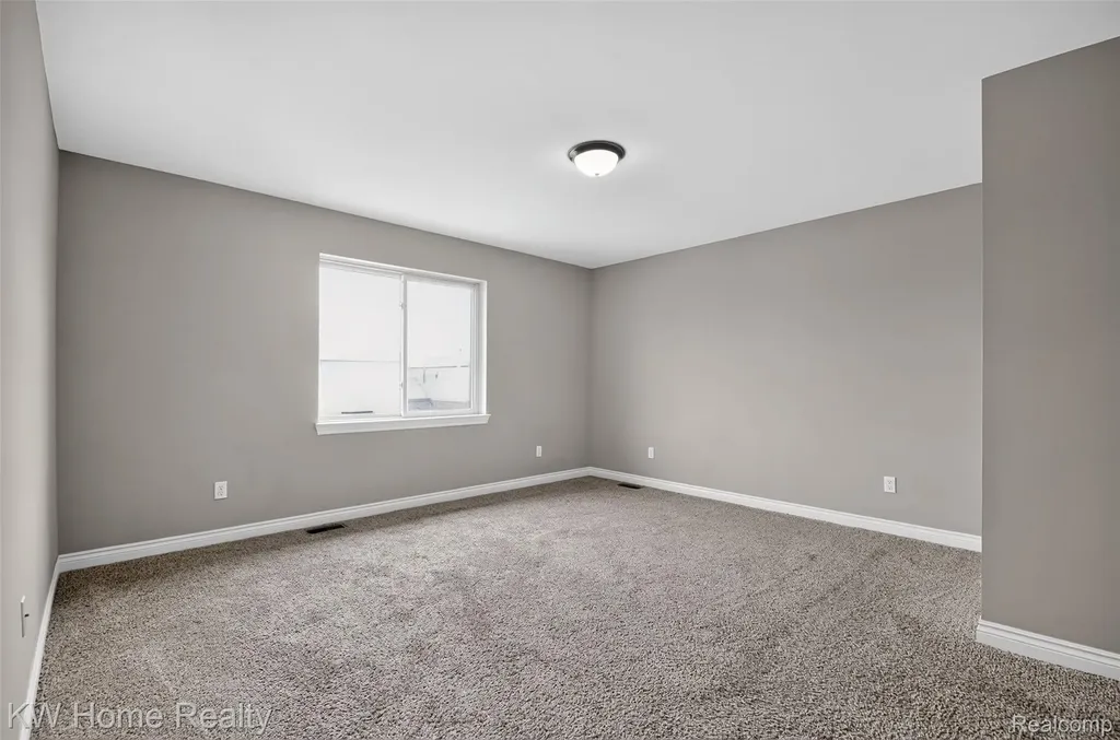 36188 English Drive Sterling Heights City MI 48310