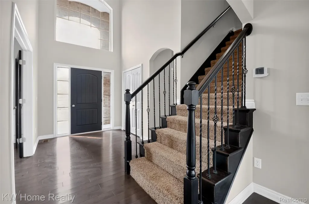 36188 English Drive Sterling Heights City MI 48310