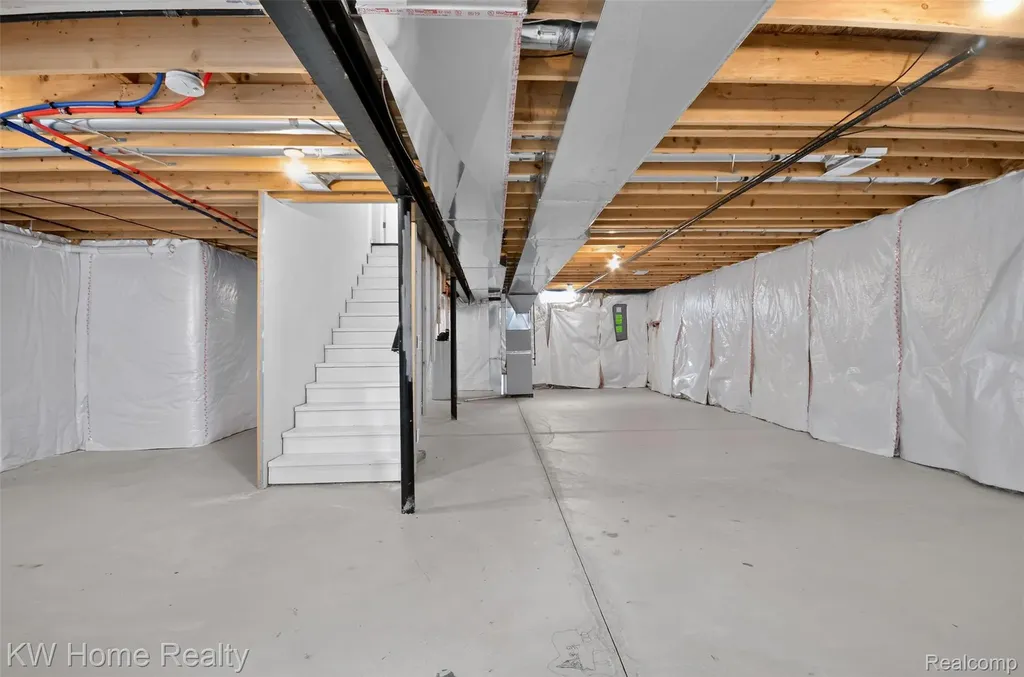 36188 English Drive Sterling Heights City MI 48310