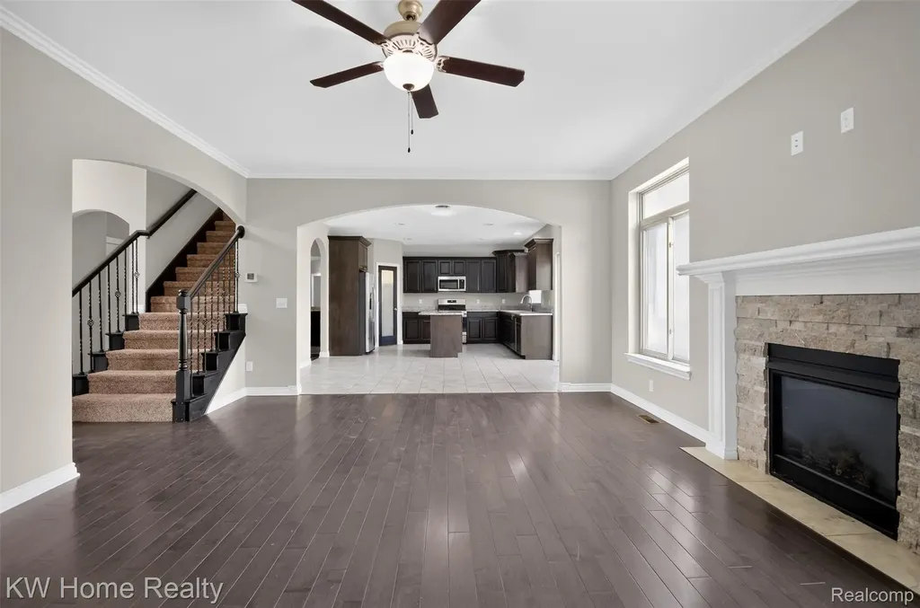 36188 English Drive Sterling Heights City MI 48310