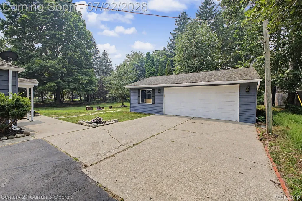 17875 Beck Road Northville Township MI 48168