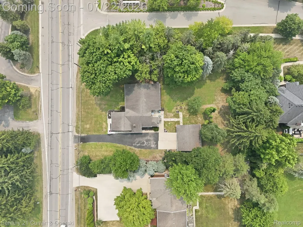 17875 Beck Road Northville Township MI 48168
