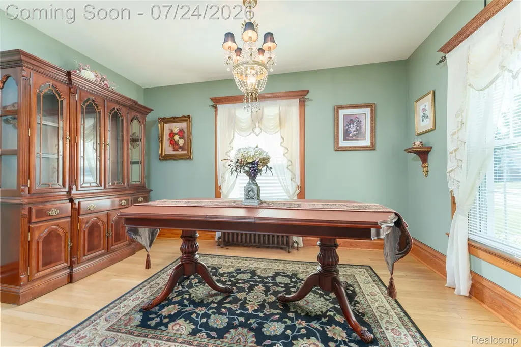 429 E Grand River Avenue Fowlerville Village MI 48836