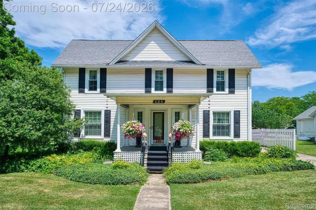 429 E Grand River Avenue Fowlerville Village MI 48836