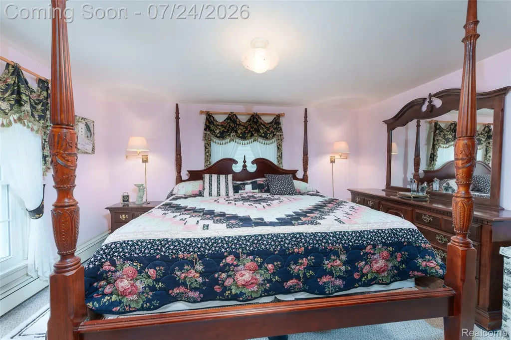 429 E Grand River Avenue Fowlerville Village MI 48836