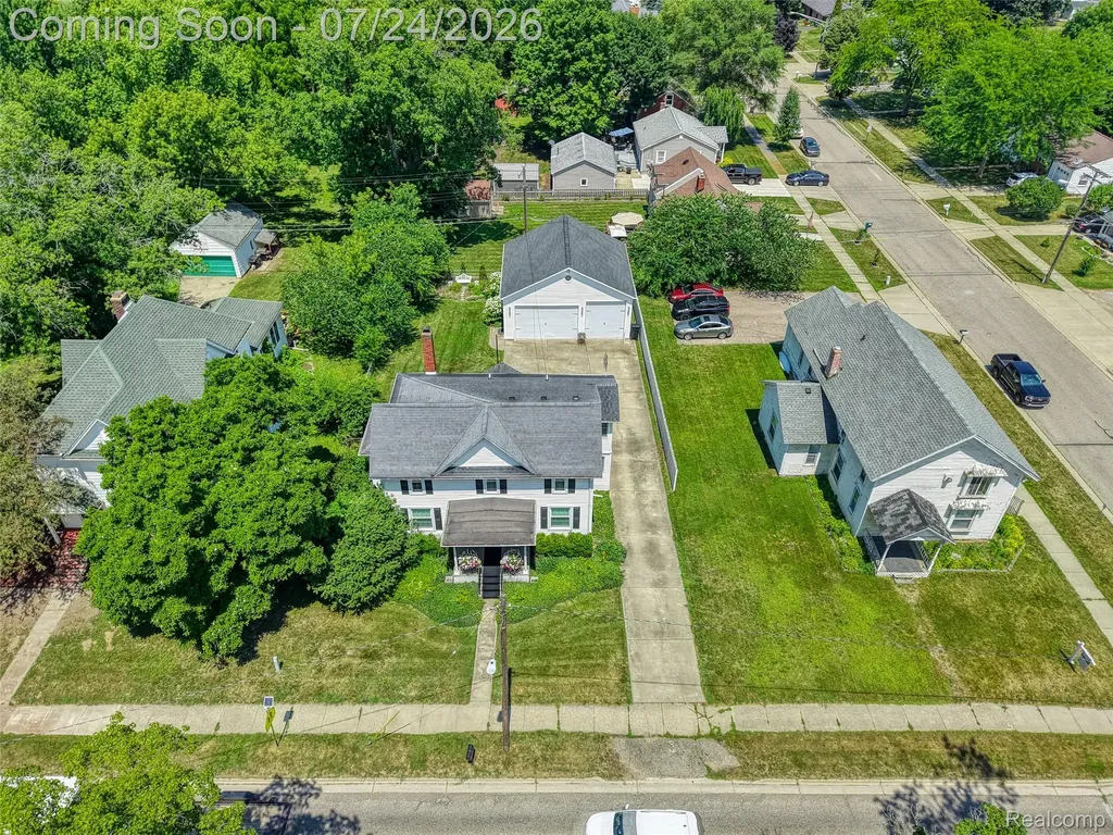 429 E Grand River Avenue Fowlerville Village MI 48836