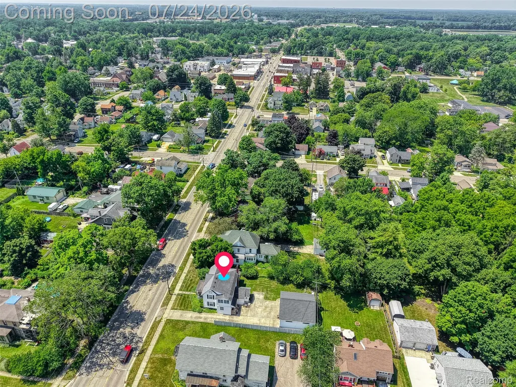 429 E Grand River Avenue Fowlerville Village MI 48836