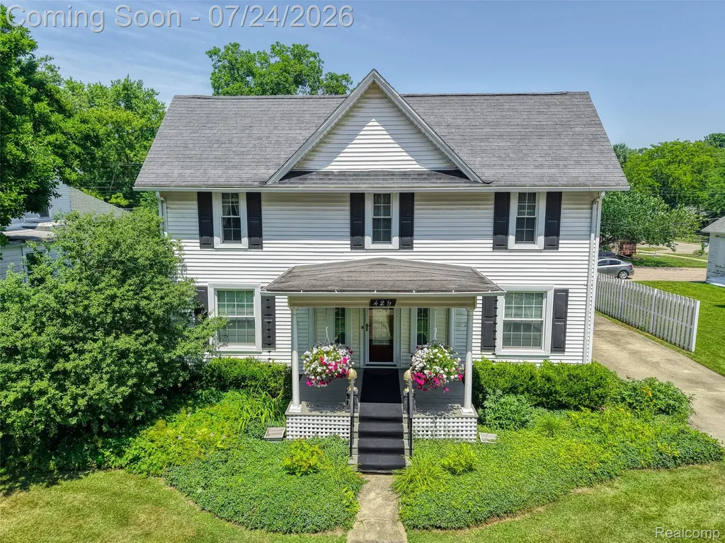 429 E Grand River Avenue Fowlerville Village MI 48836