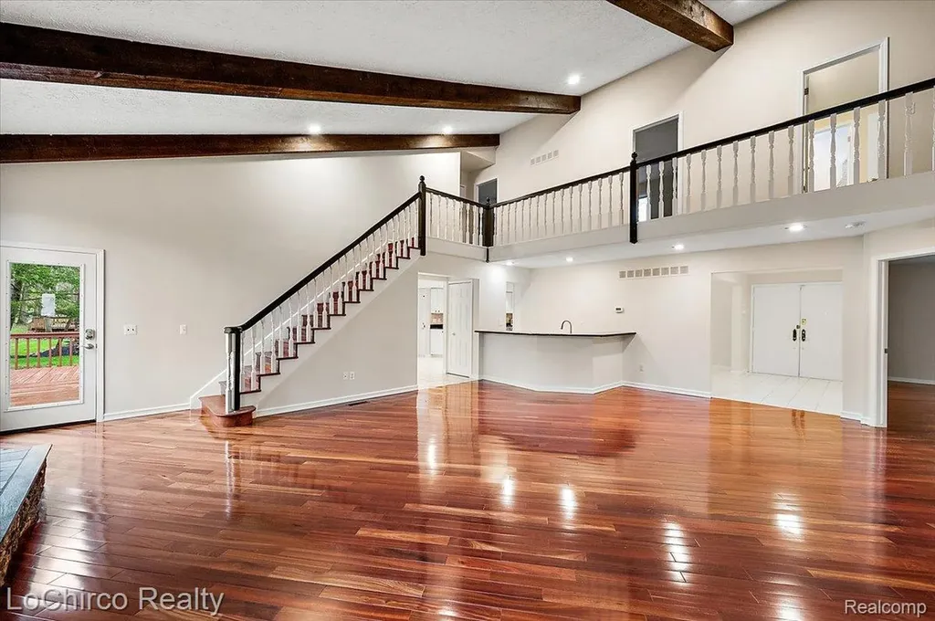 6019 Glen Eagles Drive West Bloomfield Charter Township MI 48323
