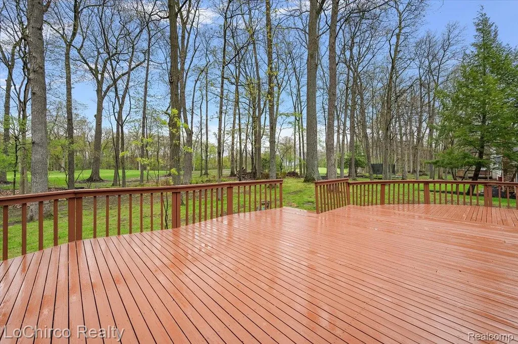 6019 Glen Eagles Drive West Bloomfield Charter Township MI 48323