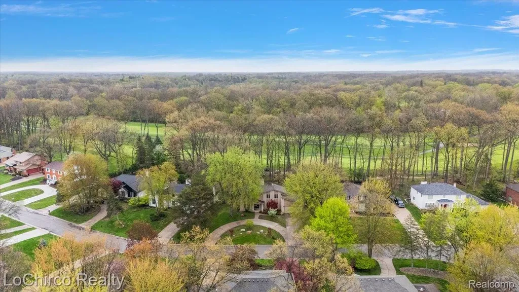 6019 Glen Eagles Drive West Bloomfield Charter Township MI 48323
