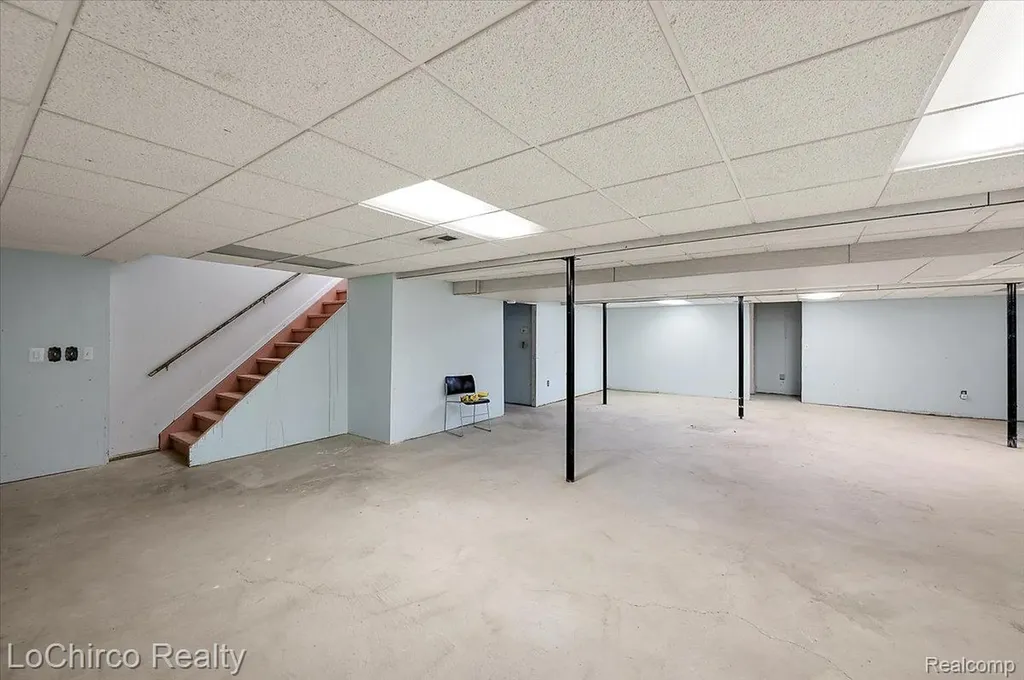 6019 Glen Eagles Drive West Bloomfield Charter Township MI 48323