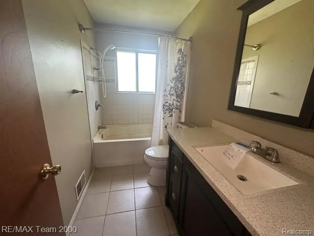 30600 Fort Road Brownstown Charter Township MI 48173