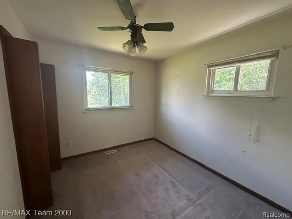 30600 Fort Road Brownstown Charter Township MI 48173