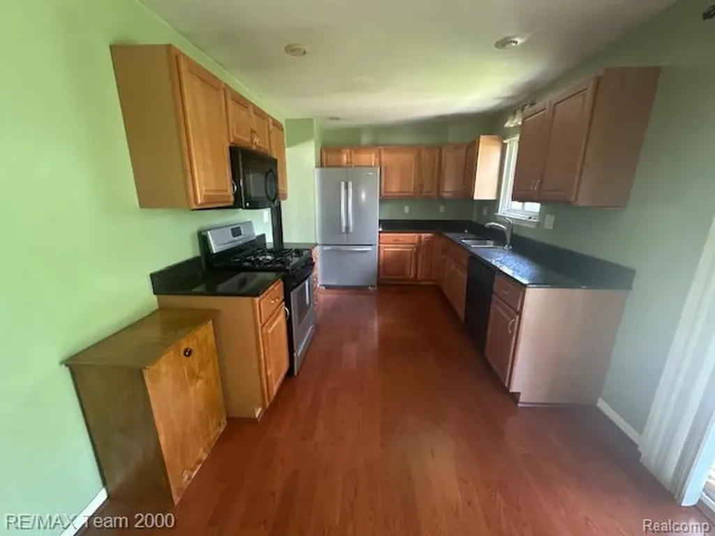 30600 Fort Road Brownstown Charter Township MI 48173