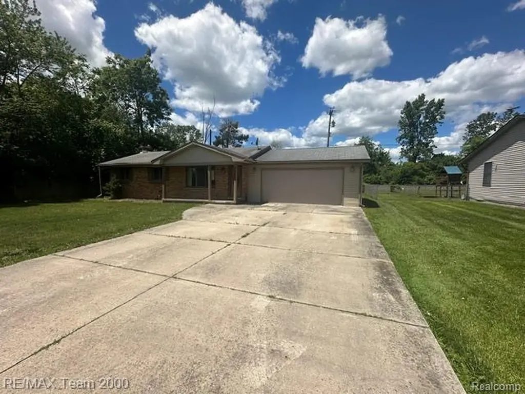 30600 Fort Road Brownstown Charter Township MI 48173