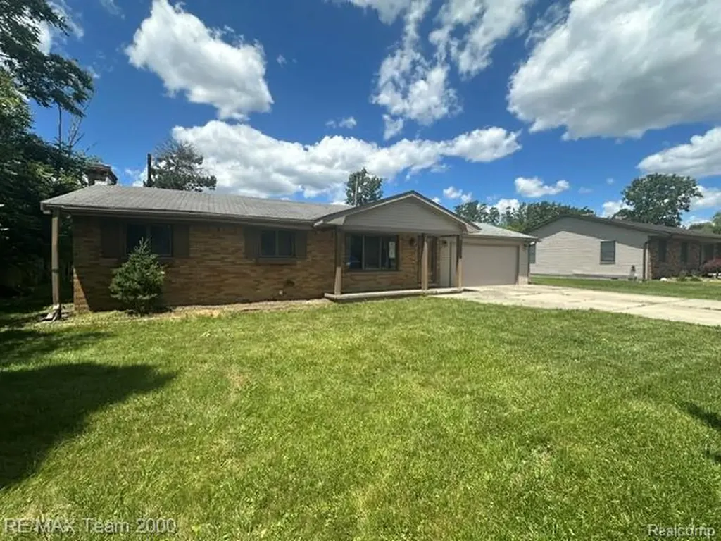 30600 Fort Road Brownstown Charter Township MI 48173