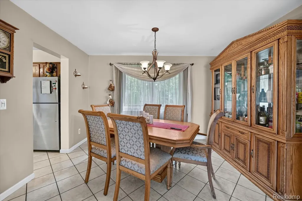 22757 Forestbrook Lane Brownstown Charter Township MI 48134