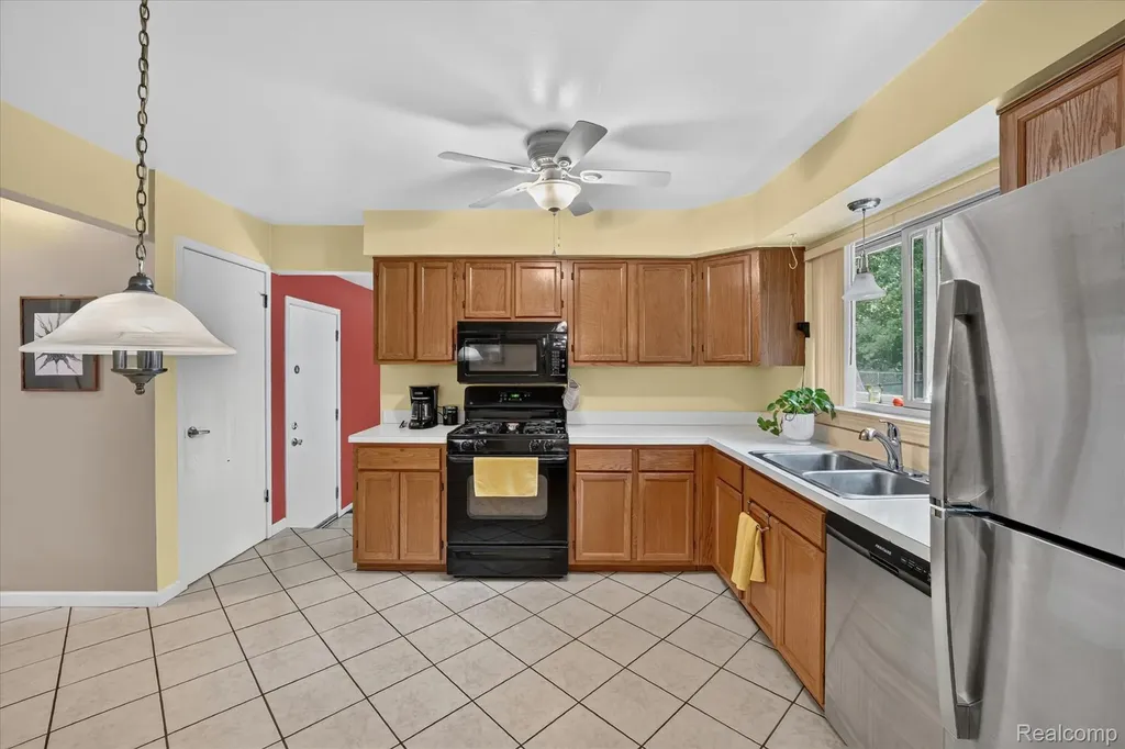 22757 Forestbrook Lane Brownstown Charter Township MI 48134