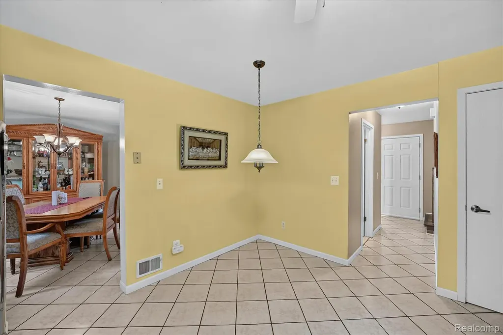 22757 Forestbrook Lane Brownstown Charter Township MI 48134
