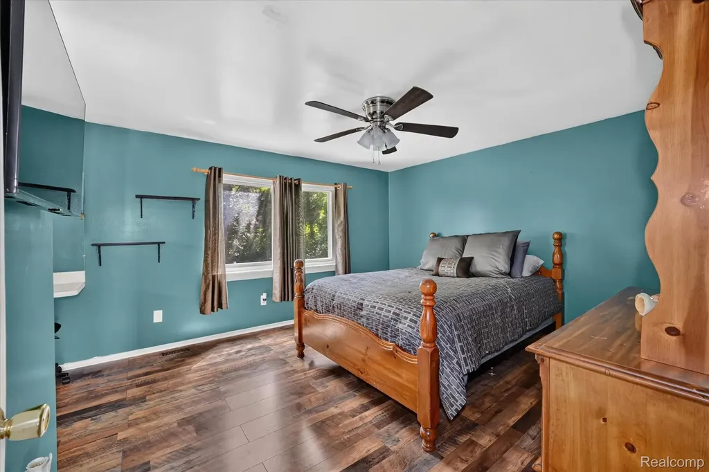22757 Forestbrook Lane Brownstown Charter Township MI 48134