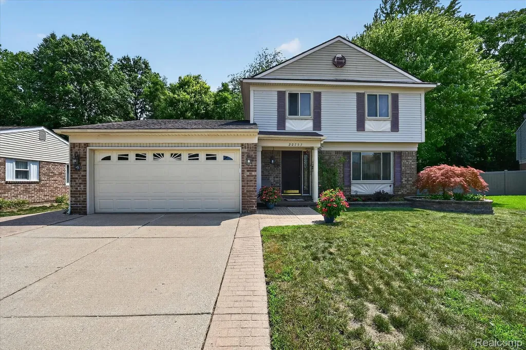 22757 Forestbrook Lane Brownstown Charter Township MI 48134