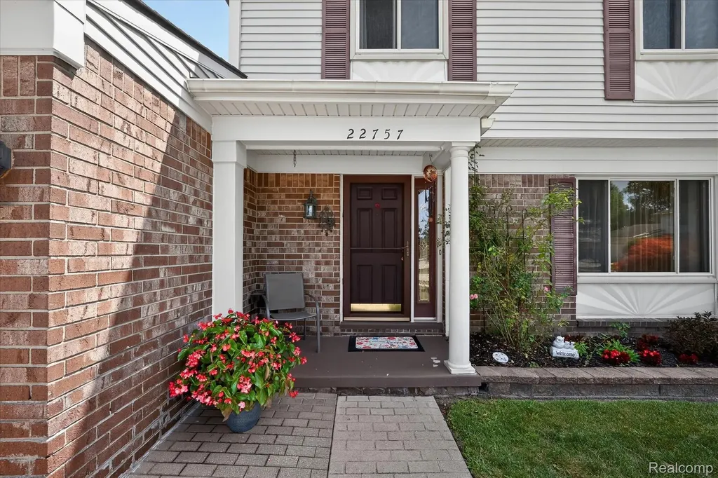 22757 Forestbrook Lane Brownstown Charter Township MI 48134