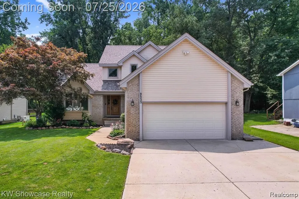 9533 Chaumont Drive Commerce Charter Township MI 48382