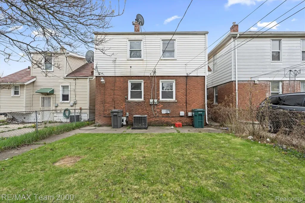 7444 Kendal Street Dearborn City MI 48126