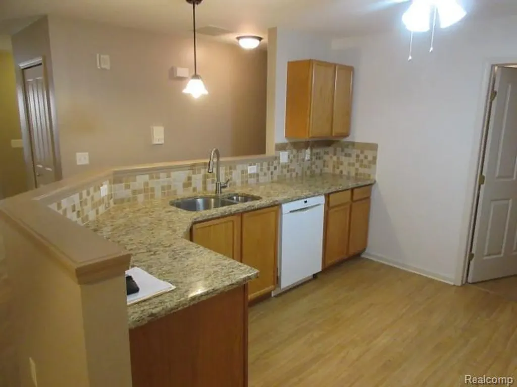 4192 Berkeley Avenue Canton Charter Township MI 48188