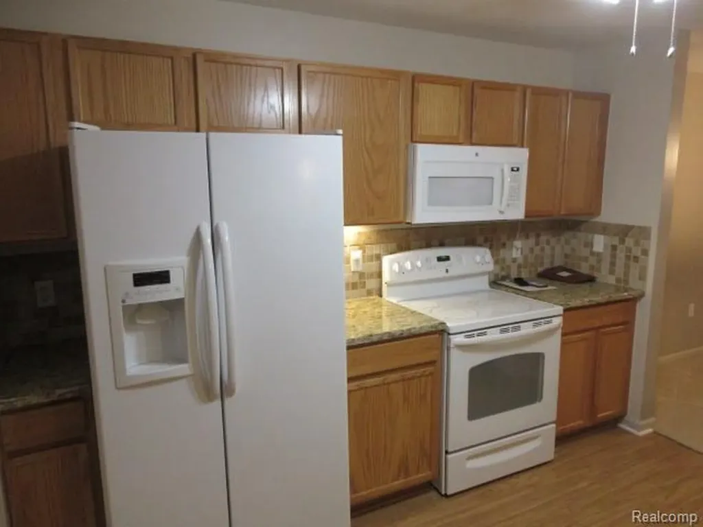 4192 Berkeley Avenue Canton Charter Township MI 48188