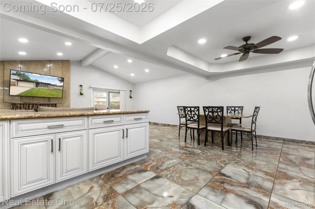 37719 Adrian Drive Sterling Heights City MI 48310