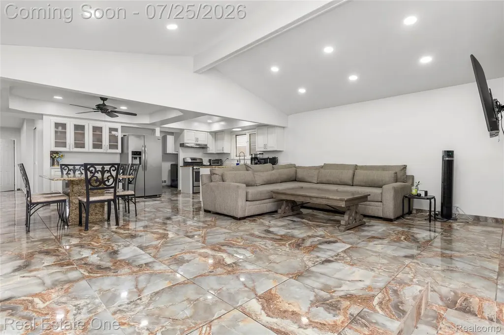 37719 Adrian Drive Sterling Heights City MI 48310