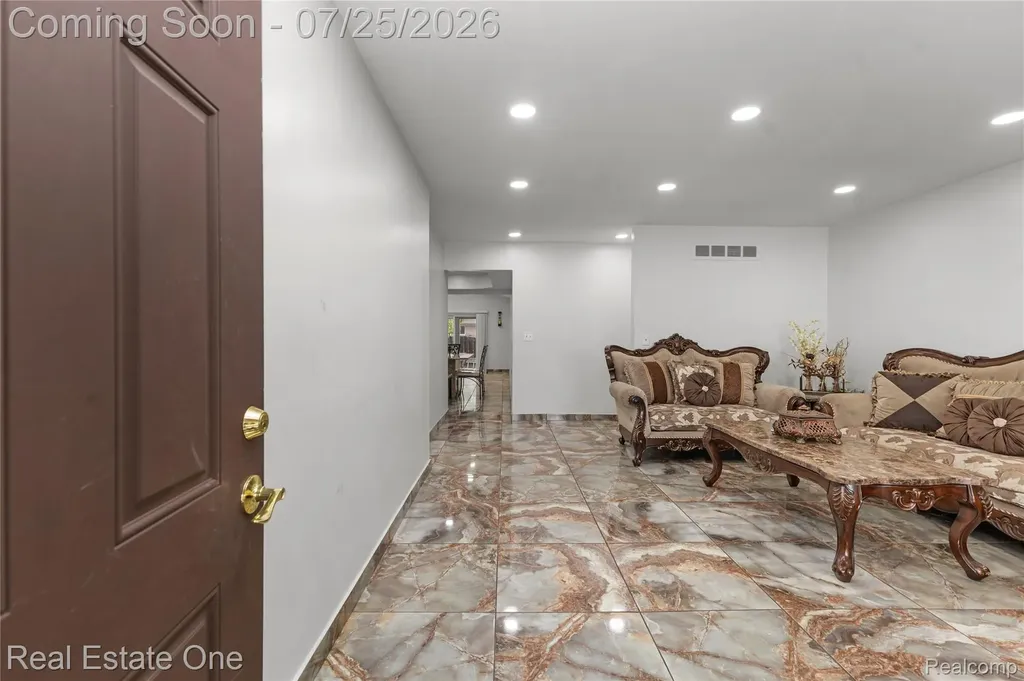 37719 Adrian Drive Sterling Heights City MI 48310