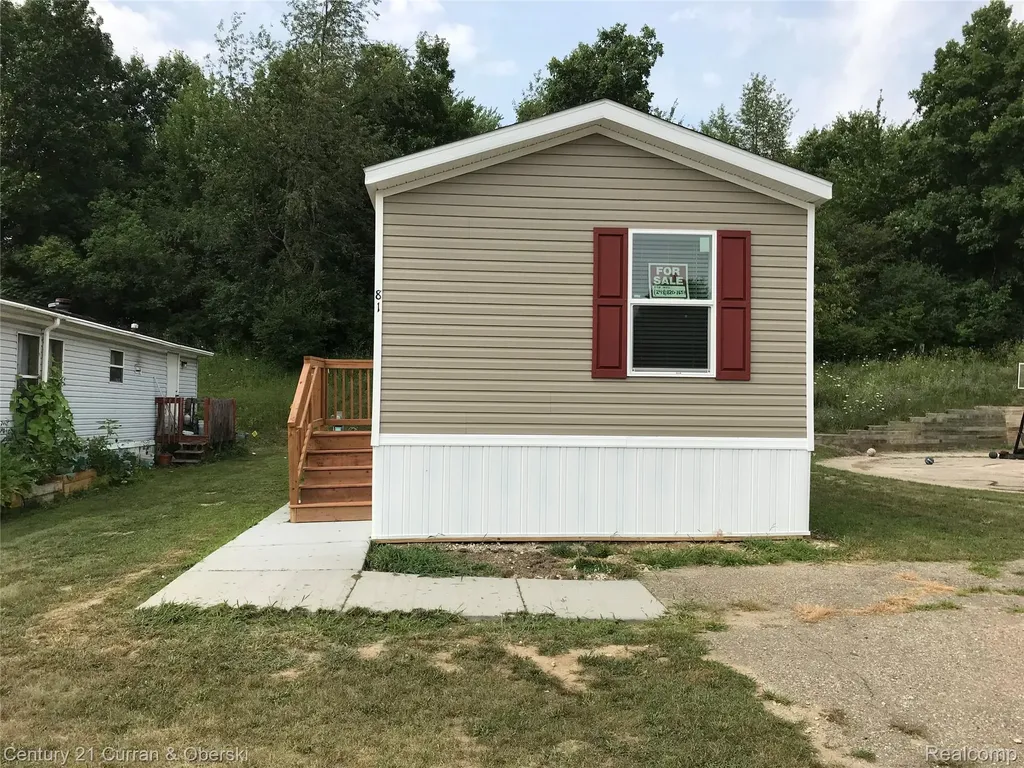 6564 E Michigan Avenue Saline City MI 48176