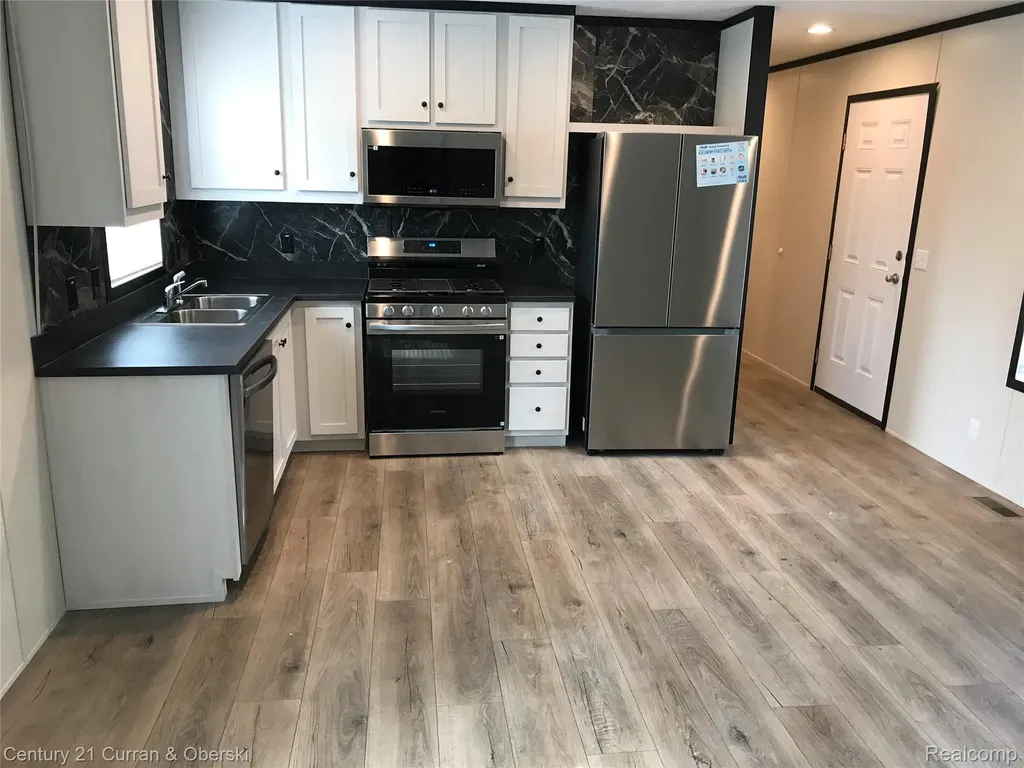 6564 E Michigan Avenue Saline City MI 48176