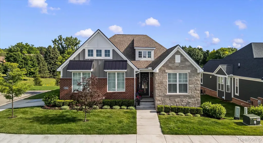2554 Middleton Street Rochester Hills City MI 48309