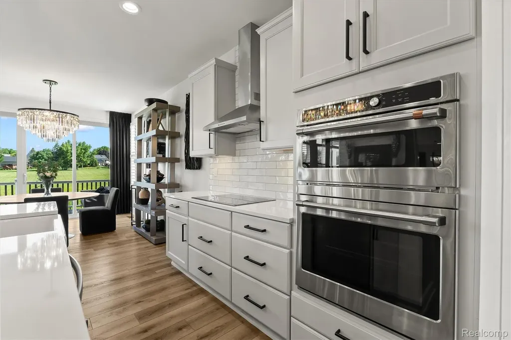 2554 Middleton Street Rochester Hills City MI 48309
